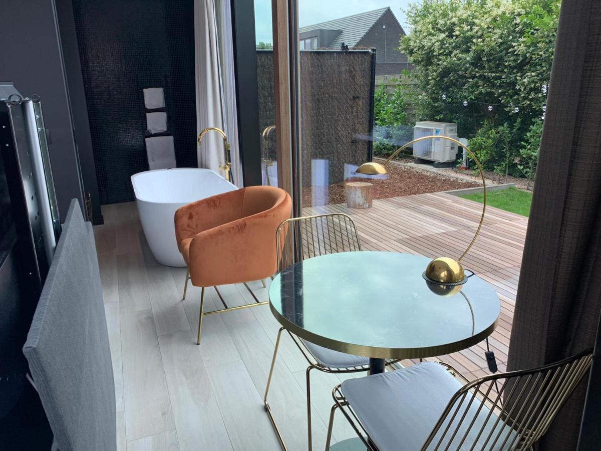Per Sea Bed & Breakfast Koksijde Bagian luar foto